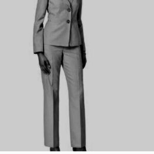 Theory women’s straight leg pants.